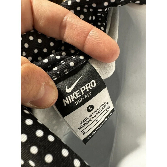 Women’s Nike  golf Dri Fit Black Polka Dot  Quarter Zip Long Sleeve Size Small - Picture 6 of 8